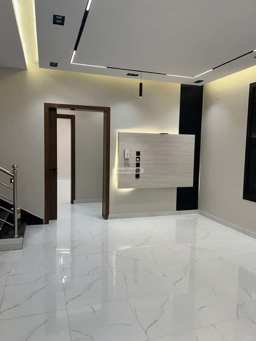 فيلا 349 متر مربع جنوبية على شارع 15م السلام، صامطة