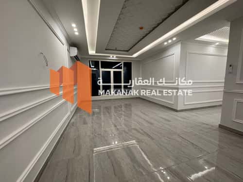 Apartment with 3 Bedrooms Al Hammraa, Khobar