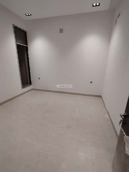 فيلا 298.36 متر مربع شمالية على شارع 15م الرمال، شرق الرياض، الرياض