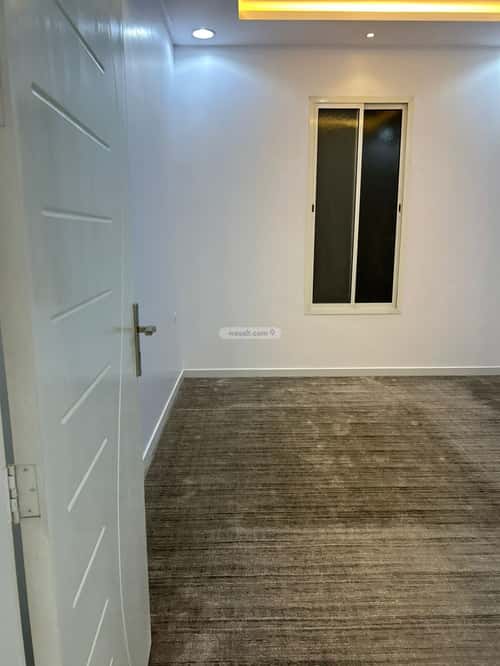 Apartment with 3 Bedrooms Al-Hamra, East Riyadh, Riyadh