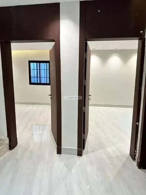 فيلا 250 متر مربع واجهة غربية ب 5 غرف الرمال، شرق الرياض، الرياض