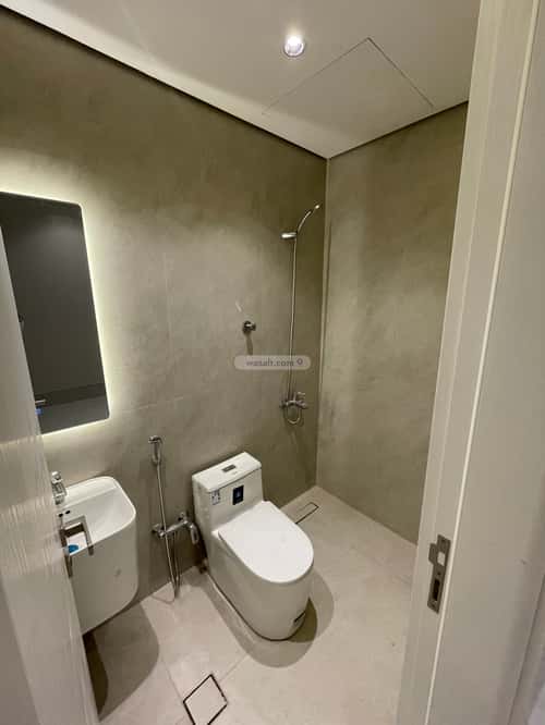 Floor 742 SQM with 4 Bedrooms Al-Qairawan, North Riyadh, Riyadh