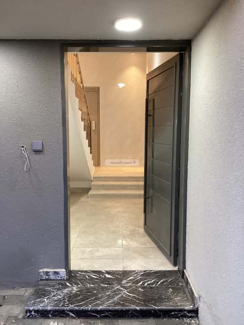 Apartment with 6 Bedrooms Al Ma'Ala, Ahad Rafidah