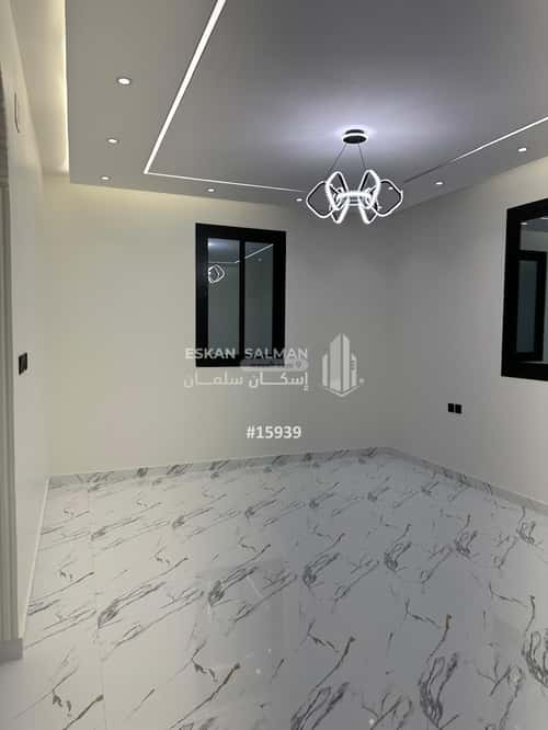 فيلا 450 متر مربع شمالية على شارع 18م ضاحية الإسكان، الطائف