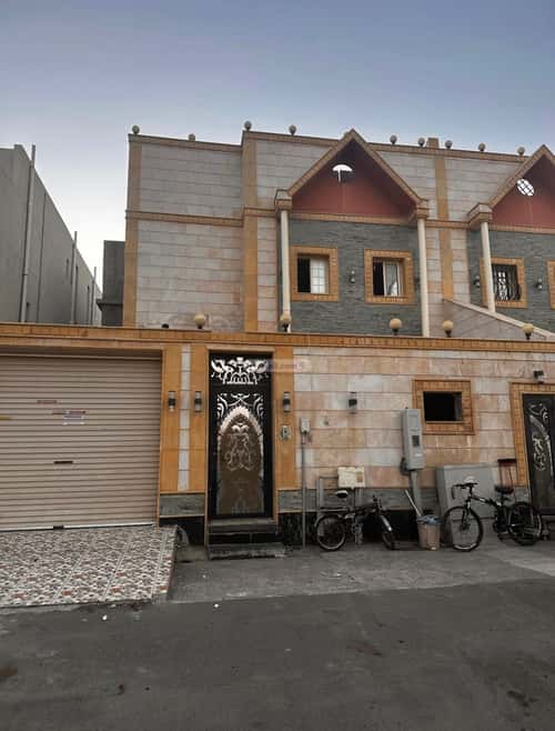 Villa 299.78 SQM Facing East on 15m Width Street Al Salyhyah, East Jeddah, Jeddah