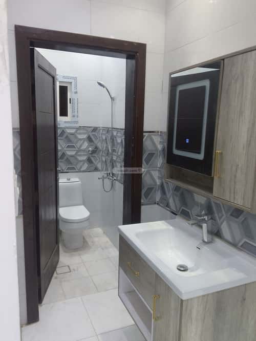 فيلا 310.5 متر مربع غربية على شارع 16م الرحمانية، شرق جدة، جدة