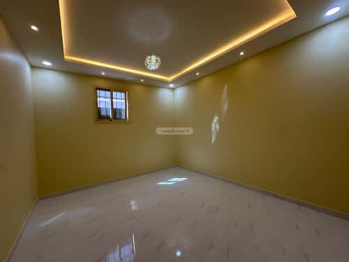 فيلا 396 متر مربع غربية على شارع 15م الوادي، حائل