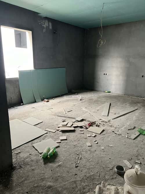 فيلا 399.9 متر مربع شمالية على شارع 13م الزهراء، القطيف