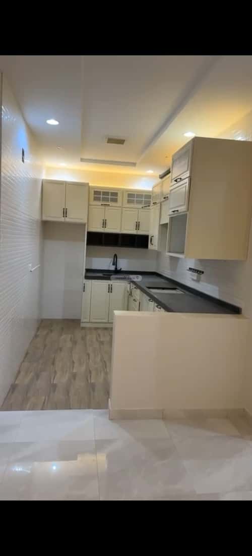 Apartment with 2 Bedrooms Al-Mahdiyah, West Riyadh, Riyadh