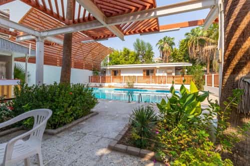 Villa 1800 SQM Facing East with 2 Bedrooms Al Shate|E, North Jeddah, Jeddah