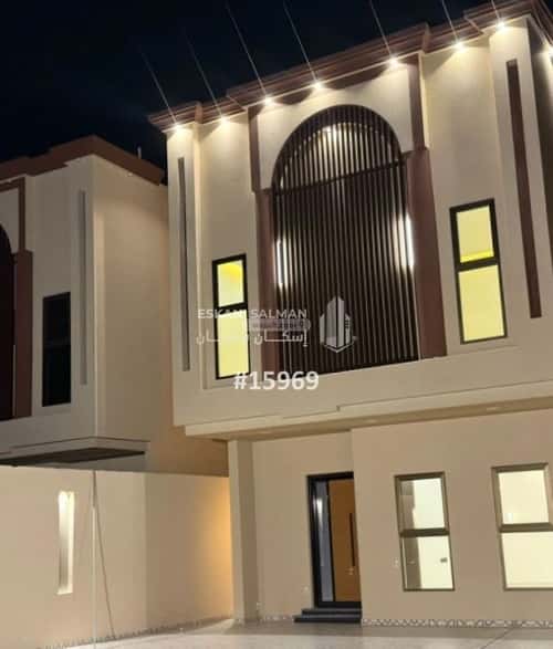 فيلا 370.23 متر مربع جنوبية على شارع 20م الصقور، الاحساء