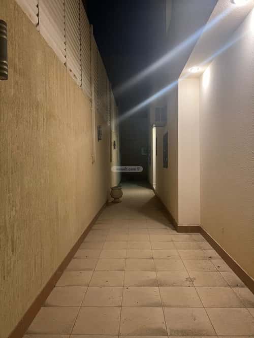 فيلا 312 متر مربع شرقية على شارع 15م الصحافة، شمال الرياض، الرياض