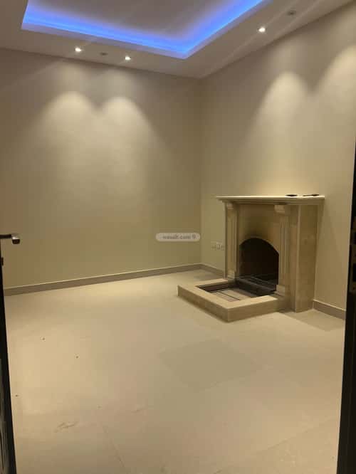 فيلا 312 متر مربع شرقية على شارع 15م الصحافة، شمال الرياض، الرياض