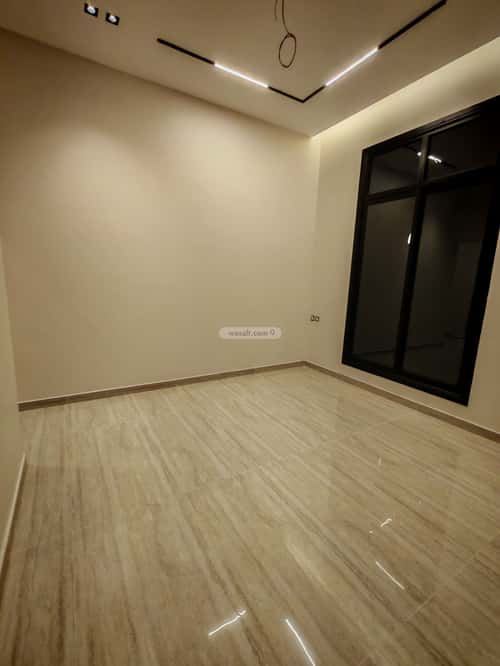 فيلا 240 متر مربع مع شقة واجهة شرقية الرمال، شرق الرياض، الرياض