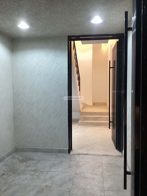 شقة ب 6 غرف المعلاة، أحد رفيدة