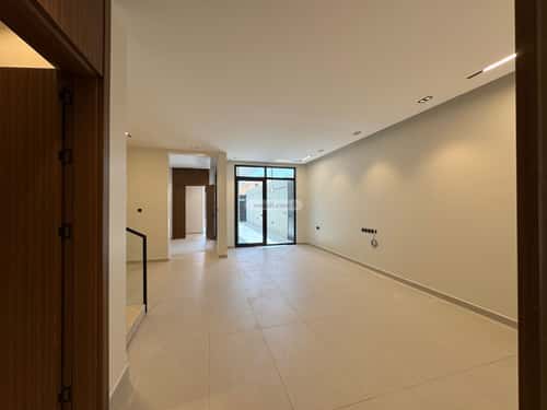 Floor 199.52 SQM with 4 Bedrooms Al-Muanisiyah, East Riyadh, Riyadh