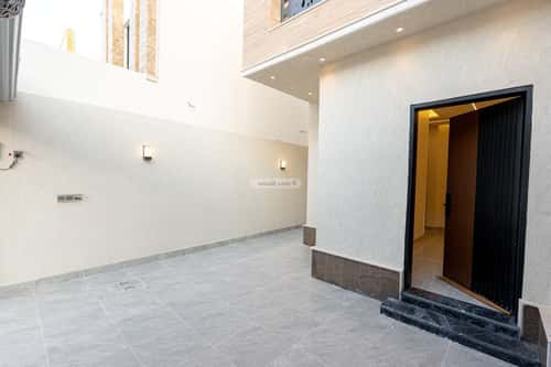 Floor 264.49 SQM with 7 Bedrooms Ar-Rimal, East Riyadh, Riyadh