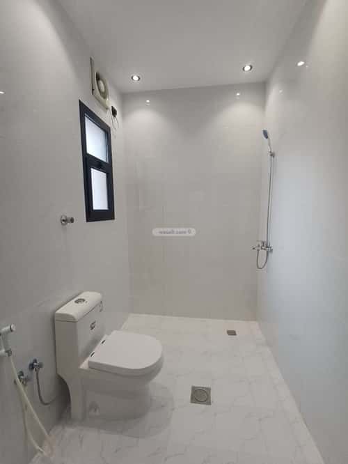 فيلا 900 متر مربع شمالية على شارع 20م الوفاء، شرق جدة، جدة