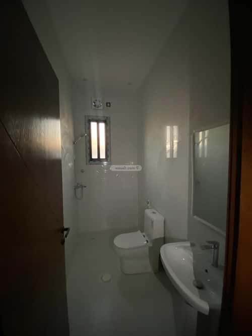 فيلا 400 متر مربع شمالية على شارع 15م الفروسية، شرق جدة، جدة