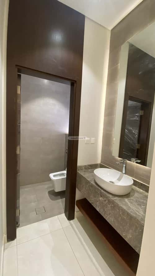 فيلا 262.5 متر مربع شرقية على شارع 32م الياقوت، شمال جدة، جدة