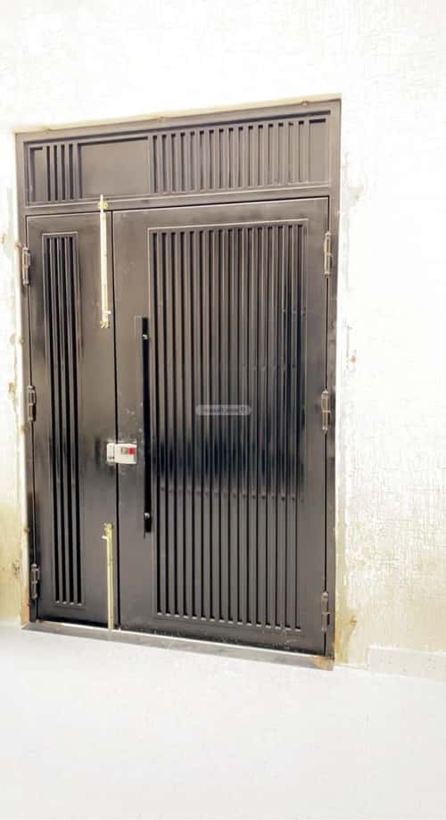 فيلا 310 متر مربع غربية على شارع 15م الوفاء، شرق جدة، جدة