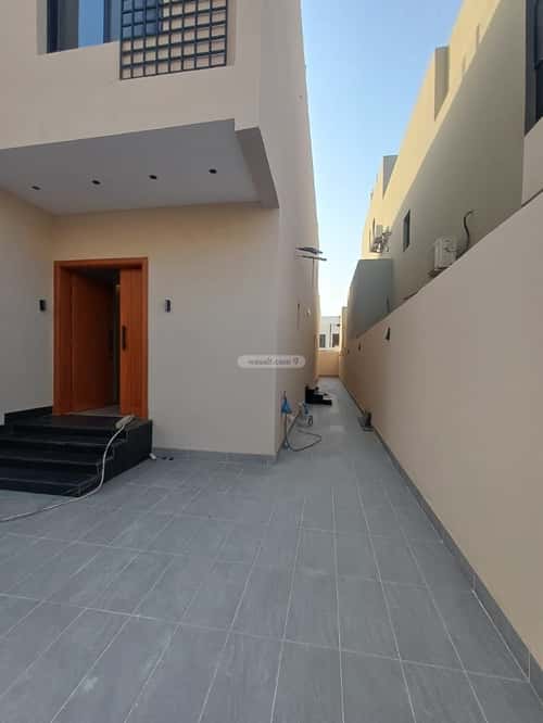 Villa 300 SQM Facing South on 15m Width Street Al Rahmanyah, East Jeddah, Jeddah