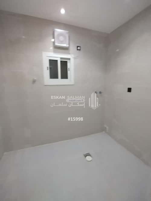 شقة 5 غرف في البحيرات