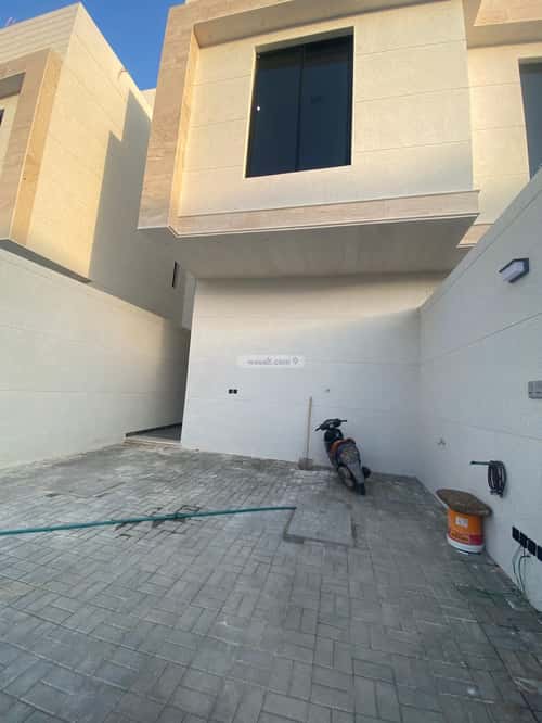 Floor 164.88 SQM with 3 Bedrooms West Al-Oraija, West Riyadh, Riyadh