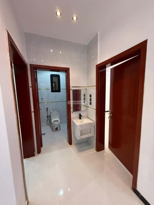 فيلا 242.49 متر مربع جنوبية على شارع 13م الفنار، الجموم - بحرة