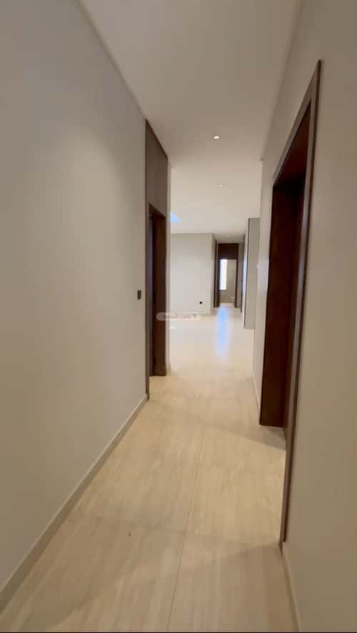Apartment 247 SQM with 6 Bedrooms Al Nuzha, North Jeddah, Jeddah
