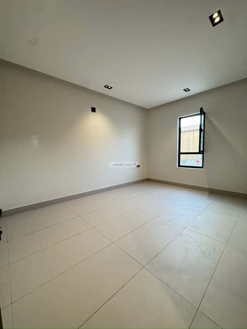 Floor 183.81 SQM with 5 Bedrooms Al-Muanisiyah, East Riyadh, Riyadh
