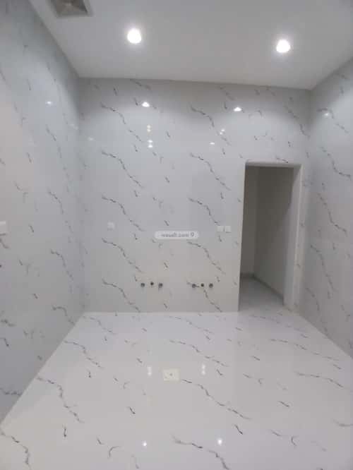 Villa 450 SQM Facing West on 20m Width Street Al-Manarat, North Jeddah, Jeddah
