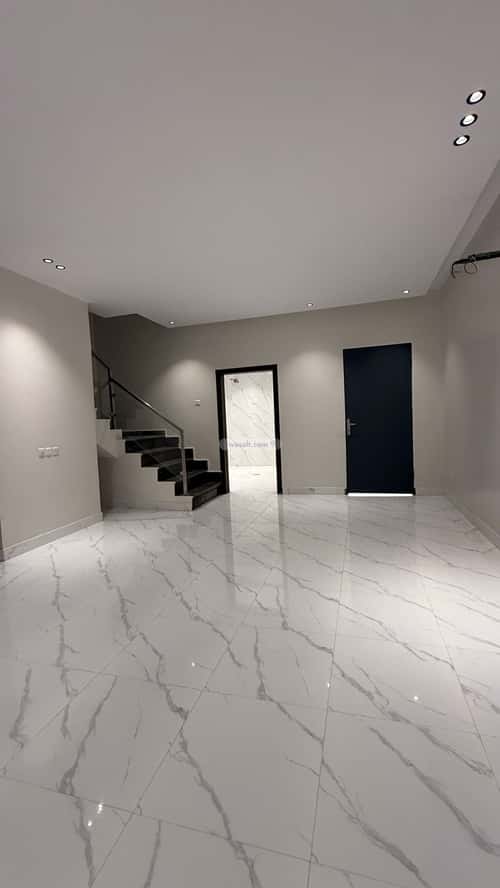 فيلا 282.5 متر مربع جنوبية على شارع 15م الرحمانية، شرق جدة، جدة