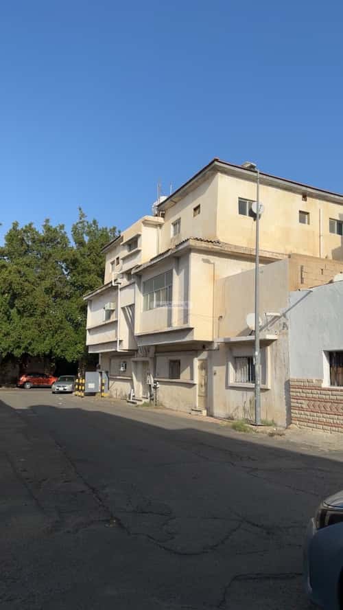 Building 551 SQM Facing North The Aqiq District, Alttayif