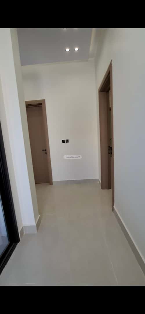 فيلا 297.17 متر مربع شمالية على شارع 20م البيان، شرق الرياض، الرياض