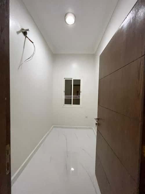 شقة ب 5 غرف تهامة، الدمام