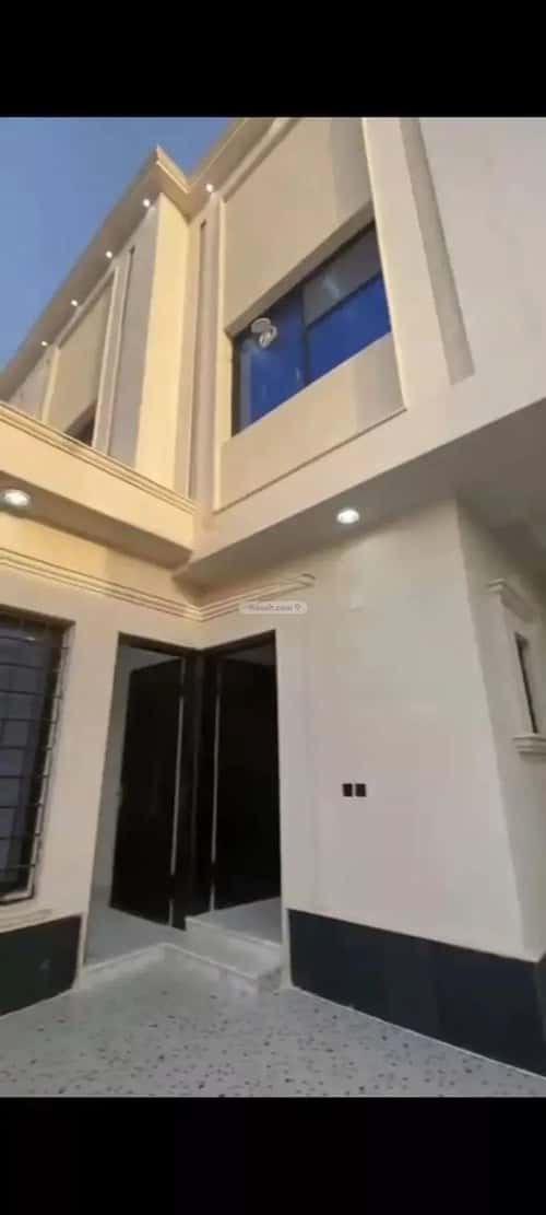 فيلا 200 متر مربع جنوبية على شارع 20م طويق، غرب الرياض، الرياض