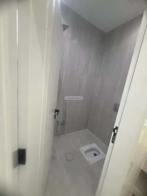 Floor 200 SQM with 3 Bedrooms Sultanah, West Riyadh, Riyadh