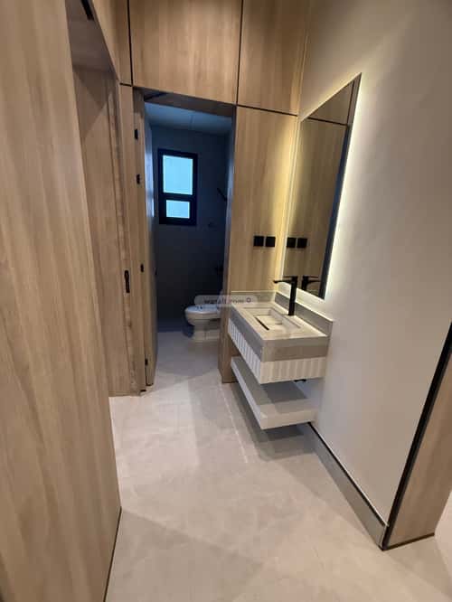 Floor with 5 Bedrooms Al-Maizaliyah, East Riyadh, Riyadh