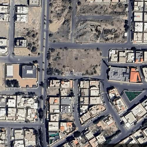 Building 516 SQM Facing West Al-Sharafiya, Alttayif