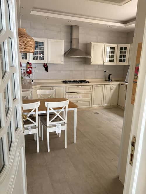 Villa 375 SQM Facing South with 8 Bedrooms King Salman, Riyadh