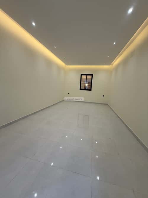 Floor 503.5 SQM with 7 Bedrooms Al-Qafilah, Khamis Mushait
