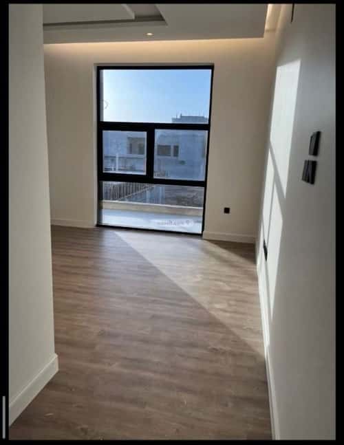 Villa 405 SQM Facing East with 5 Bedrooms Al-Mahdiyah, West Riyadh, Riyadh
