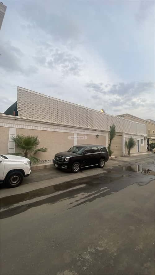 Building 625 SQM Facing West Al Harbiya, Khamis Mushait