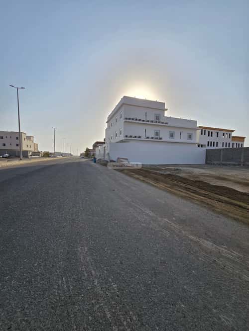 Land 900 SQM Facing South on 32m Width Street Al-Buhayrat, North Jeddah, Jeddah