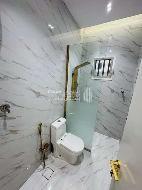 Floor 450 SQM with 6 Bedrooms The Housing District, Alttayif