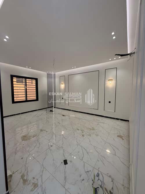 فيلا 381.01 متر مربع شمالية على شارع 12م ريحه، الطائف
