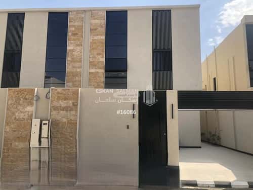 فيلا 380.3 متر مربع شمالية على شارع 12م ريحه، الطائف
