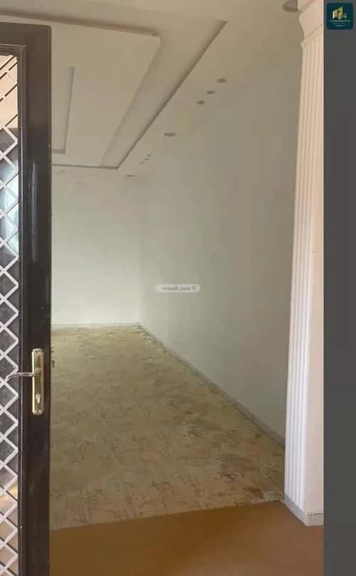 فيلا 690 متر مربع واجهة شمالية ب 18 غرف البرية، جنوب الرياض، الرياض