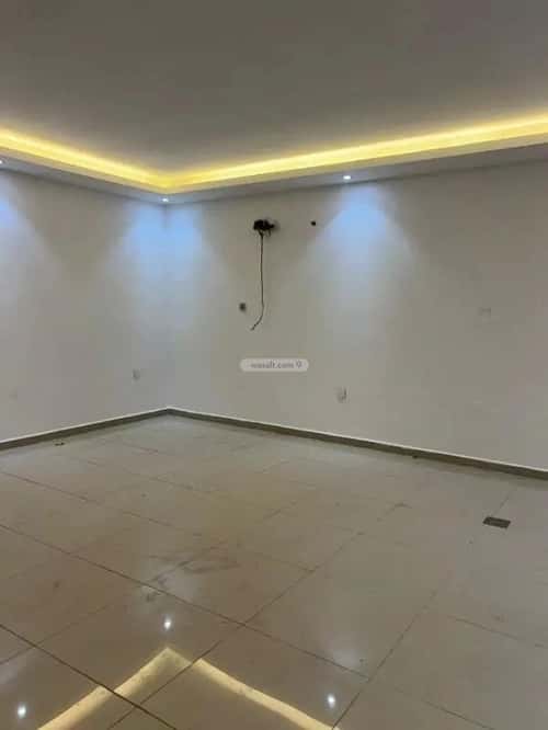 عمارة 488 متر مربع واجهة شرقية الثقبة، الخبر